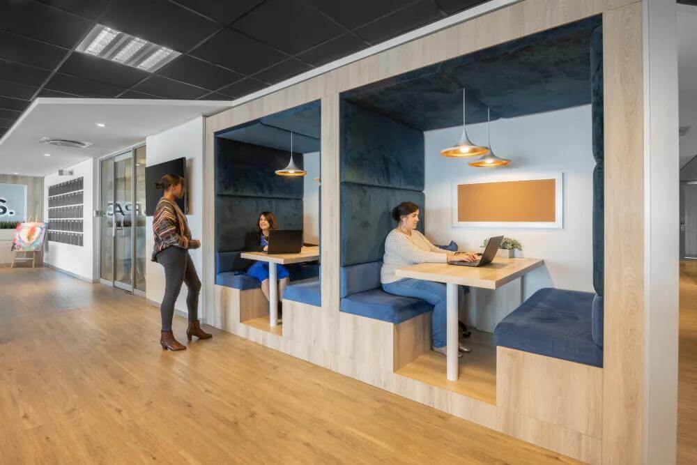 Sandton Atrium on 5th office space - View 3 in Sandton - internet, office_cleaning, breakout_areas