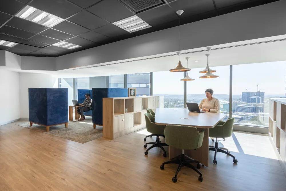 Sandton Atrium on 5th office space - View 2 in Sandton - internet, office_cleaning, breakout_areas