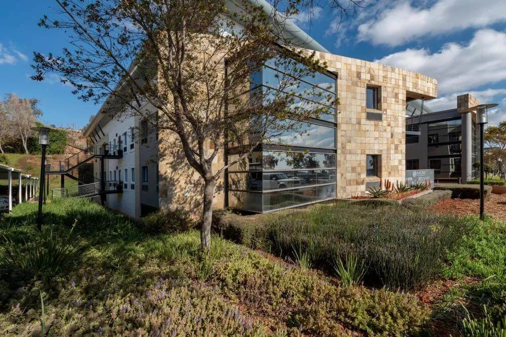 Clearwater, Millenium Blvd - Office space in Roodepoort, Gauteng