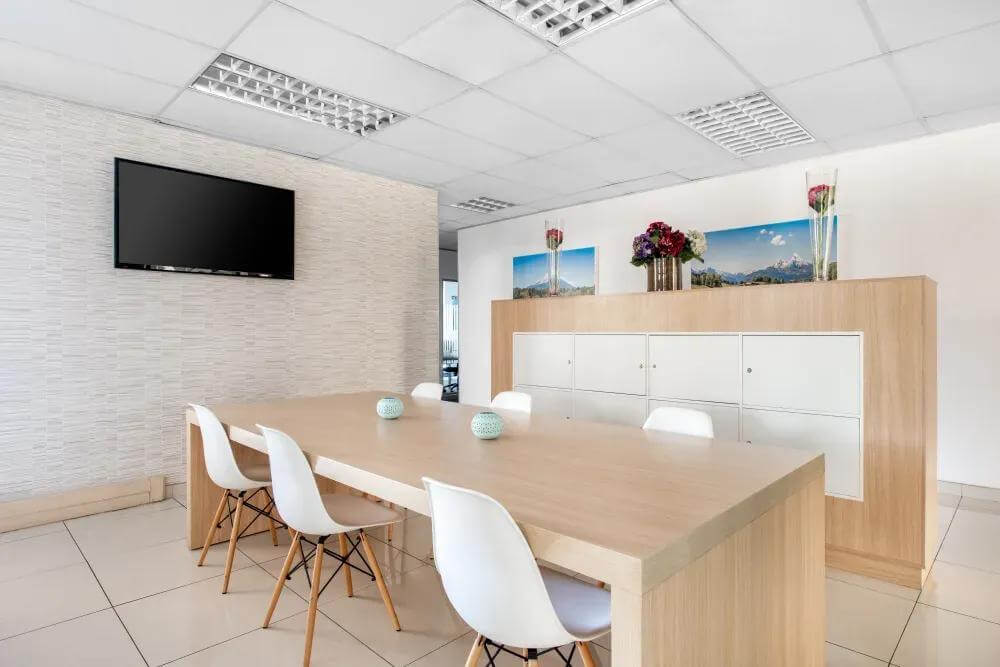 Bryanston, Ballyclare office space - View 2 in Johannesburg - internet, office_cleaning, breakout_areas