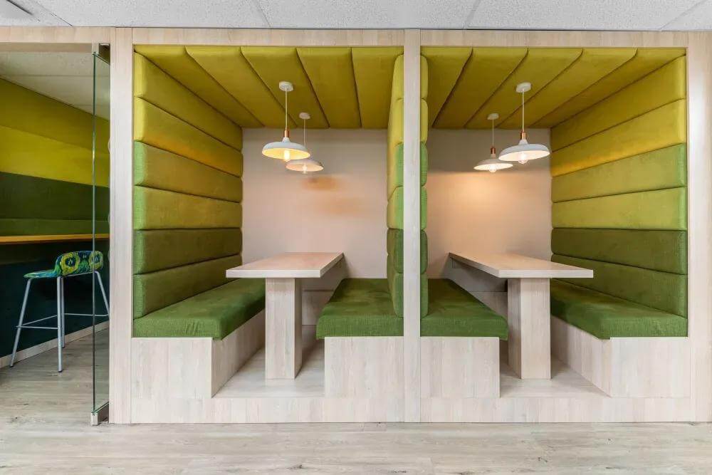 Paarl, New Street - Photo 2 Paarl, New Street office space - View 2 in Paarl - internet, office_cleaning, breakout_areas