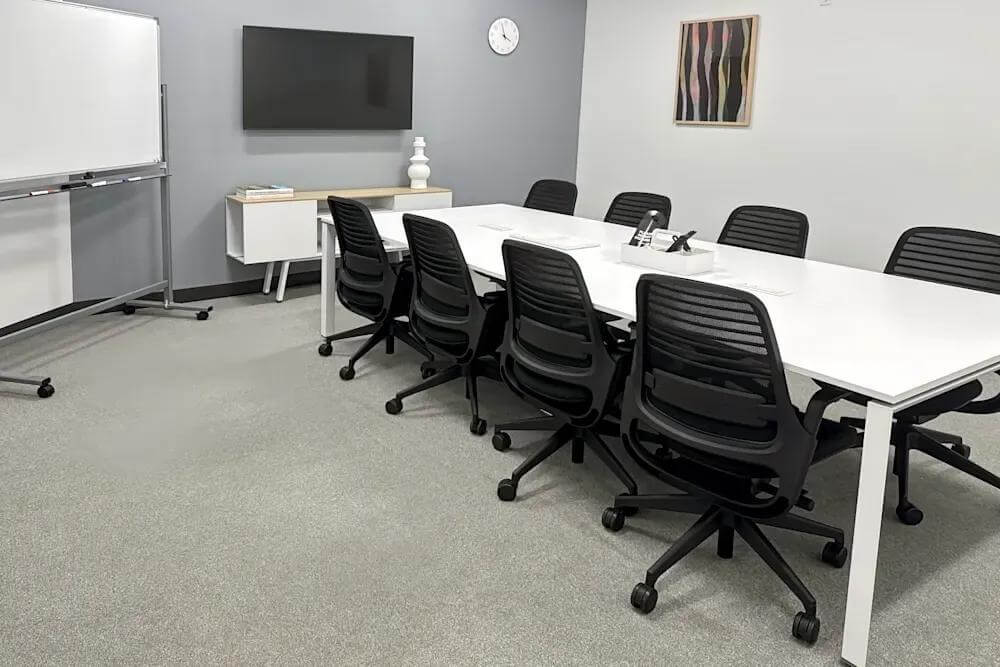 FL, North Miami- Biscayne Blvd office space - View 3 in North Miami - internet, office_cleaning, breakout_areas