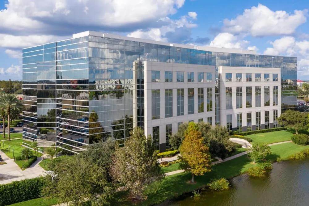 FL, Orlando - 4700 Millenia Blvd office space - View 4 in Orlando - internet, office_cleaning, breakout_areas