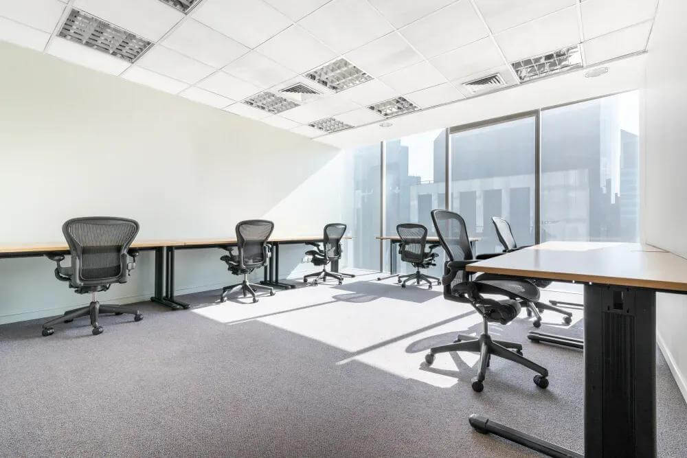 Santiago, Avenida Vitacura office space - View 4 in Las Condes - internet, office_cleaning, breakout_areas