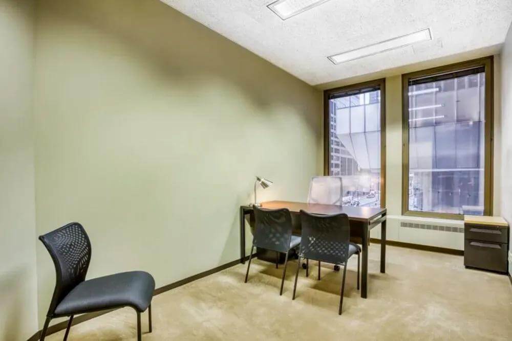 Chicago, South Wacker office space - View 4 in Chicago - internet, office_cleaning, breakout_areas