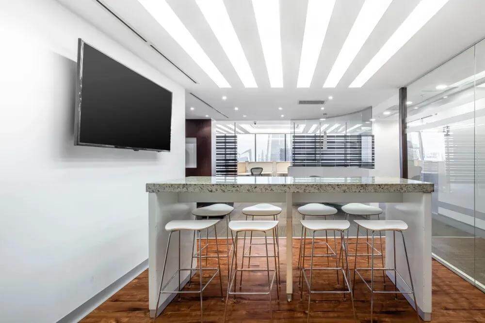 Panama City, Financial District Tower Bank office space - View 6 in Panamá - internet, office_cleaning, breakout_areas