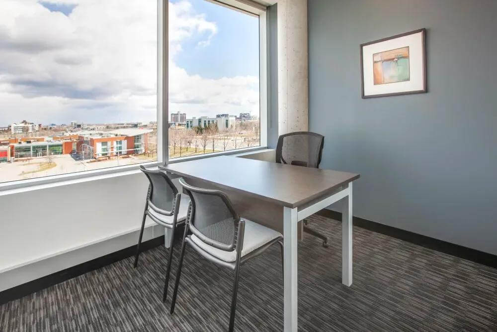 Laval, St. Martin Quest office space - View 3 in Laval - internet, office_cleaning, breakout_areas