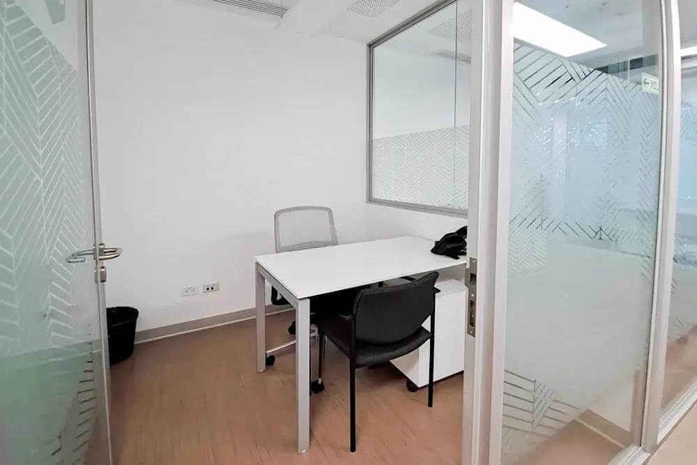 LIMA, Basadre 607 office space - View 7 in San Isidro - internet, office_cleaning, breakout_areas