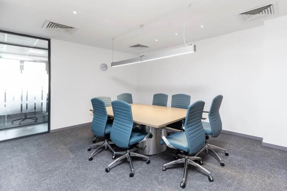 Accra, Atlantic Tower - Photo 3 Accra, Atlantic Tower office space - View 3 in Accra - internet, office_cleaning, breakout_areas