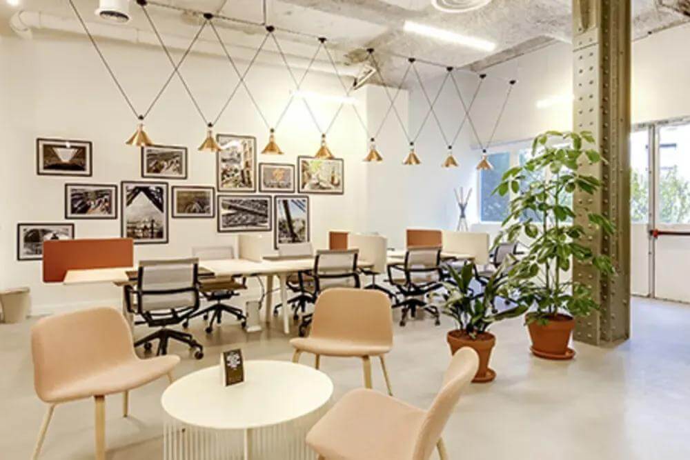 Paris, 124 Rue Reaumur office space - View 4 in Paris - internet, office_cleaning, breakout_areas