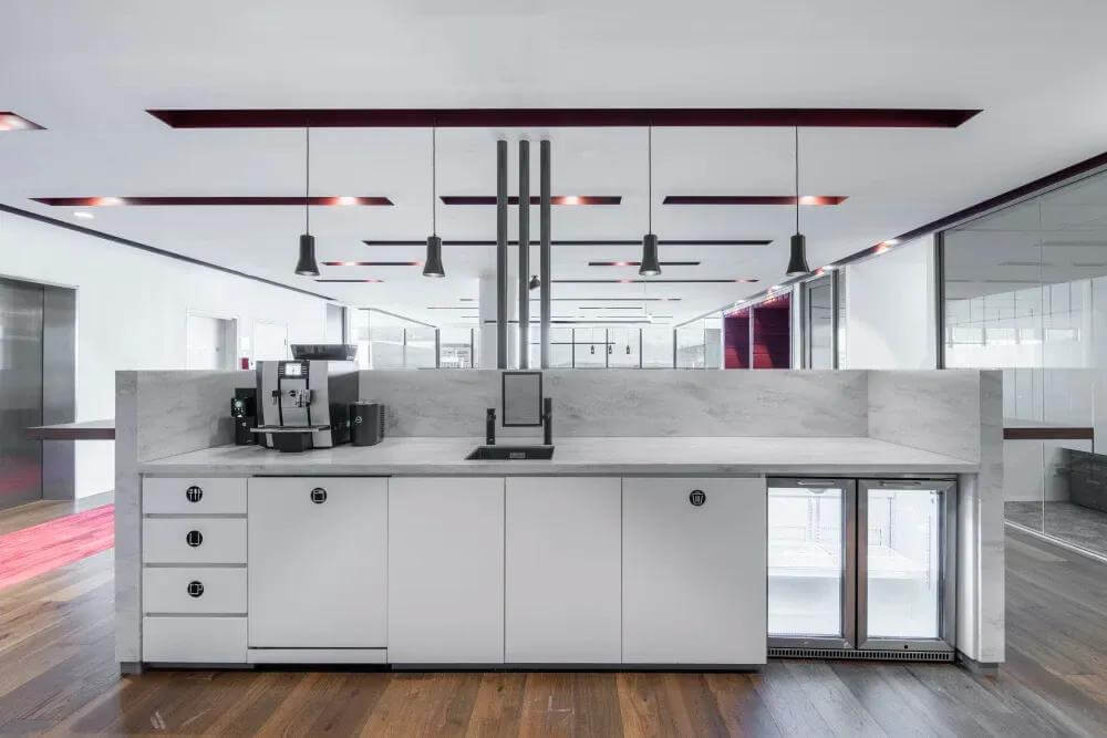 CANBERRA, 121 Marcus Clarke St - Photo 2 CANBERRA, 121 Marcus Clarke St office space - View 2 in Canberra - internet, office_cleaning, breakout_areas