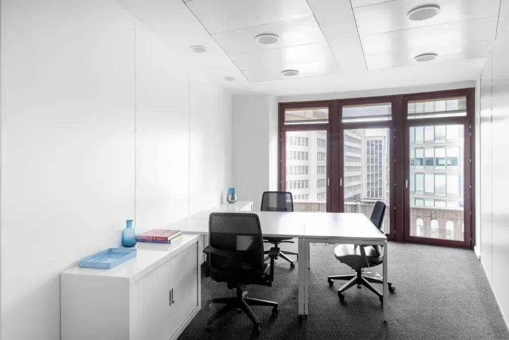 BRUSSELS, Central Station - Photo 4 BRUSSELS, Central Station office space - View 4 in Bruxelles - internet, office_cleaning, breakout_areas