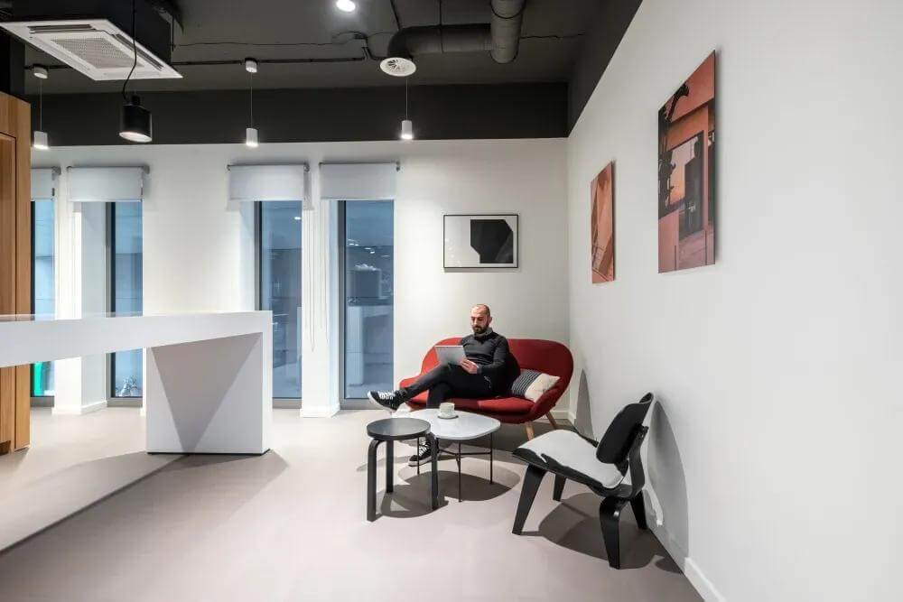 LIEGE, Guillemins office space - View 7 in Liège - internet, office_cleaning, breakout_areas