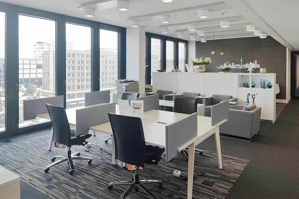 BERLIN, Alexanderplatz - Photo 6 BERLIN, Alexanderplatz office space - View 6 in Berlin - internet, office_cleaning, breakout_areas