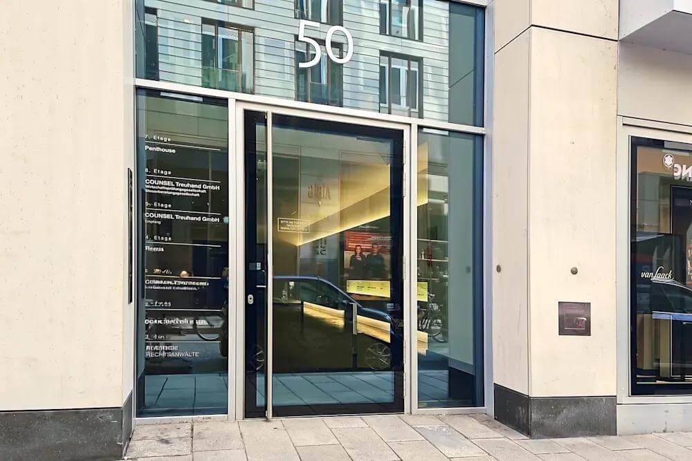 HAMBURG, Neuer Wall - Photo 6 HAMBURG, Neuer Wall office space - View 6 in Hamburg - internet, office_cleaning, breakout_areas