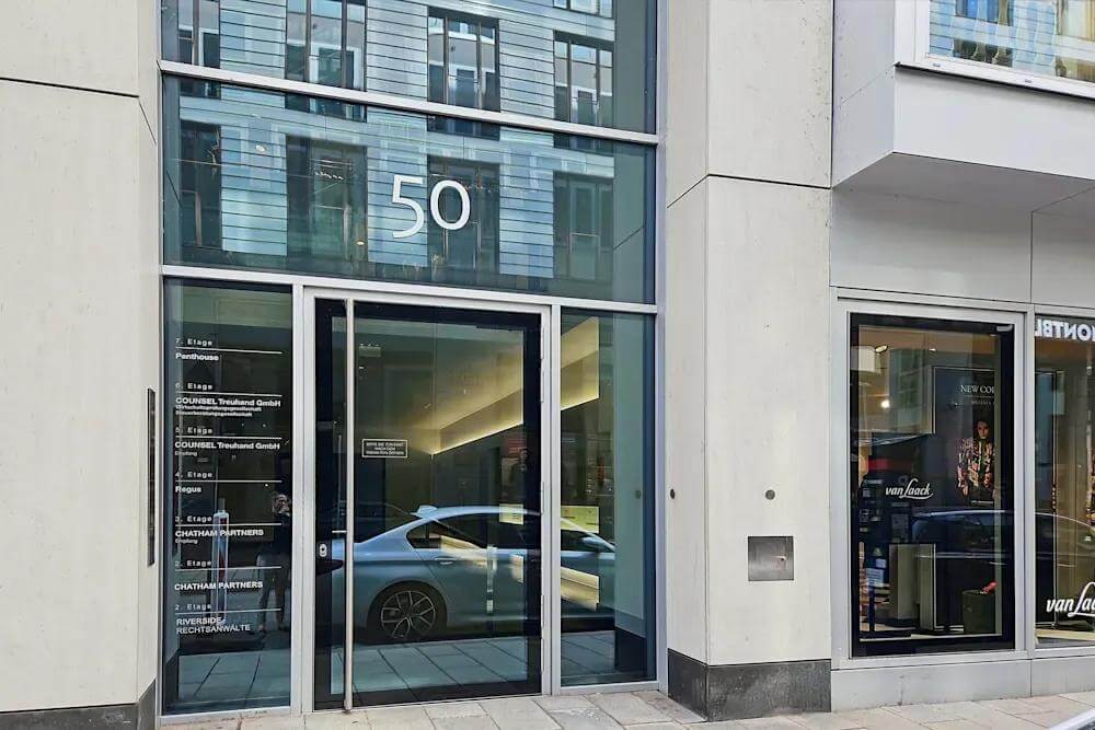 HAMBURG, Neuer Wall Office Space HAMBURG, Neuer Wall - Office space in Hamburg, Hamburg