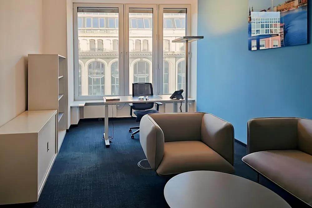 HAMBURG, Neuer Wall - Photo 2 HAMBURG, Neuer Wall office space - View 2 in Hamburg - internet, office_cleaning, breakout_areas