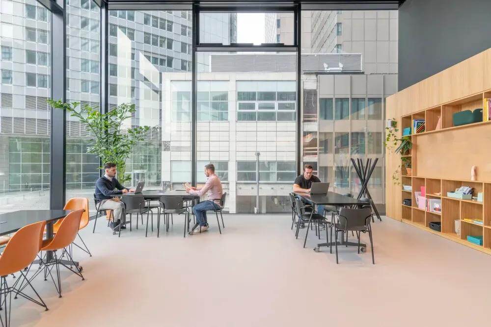 FRANKFURT, Omniturm - Photo 5 FRANKFURT, Omniturm office space - View 5 in Frankfurt am Main - internet, office_cleaning, breakout_areas