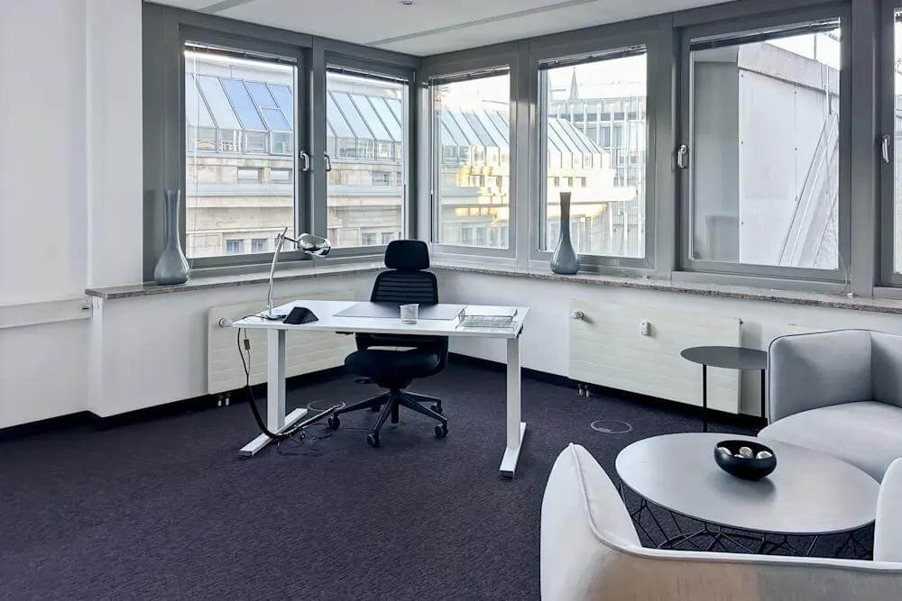 COLOGNE, Neumarkt Galerie - Photo 3 COLOGNE, Neumarkt Galerie office space - View 3 in Köln - internet, office_cleaning, breakout_areas