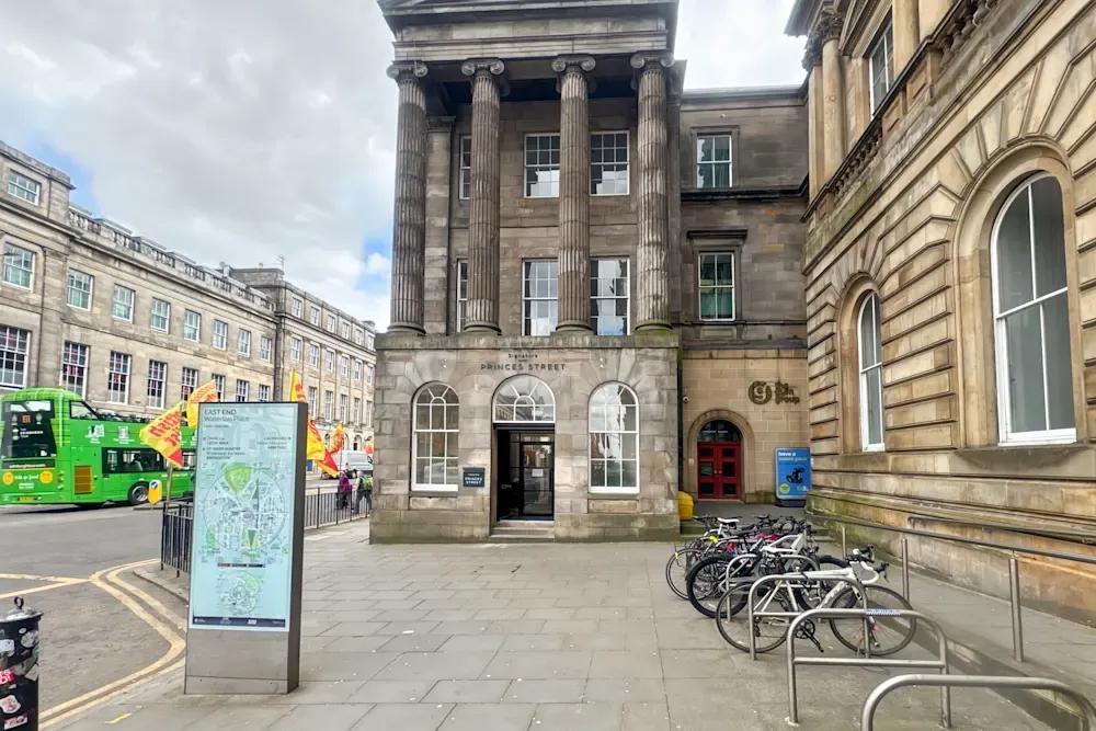 6 Waterloo Place office space - View 6 in Edinburgh - internet, office_cleaning, breakout_areas