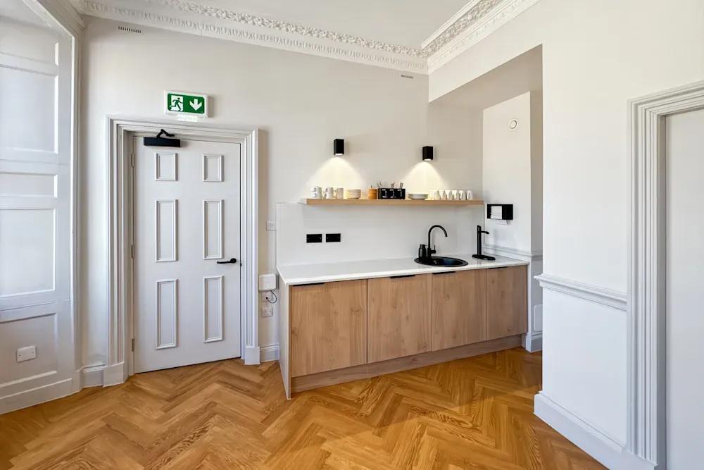 6 Waterloo Place office space - View 5 in Edinburgh - internet, office_cleaning, breakout_areas