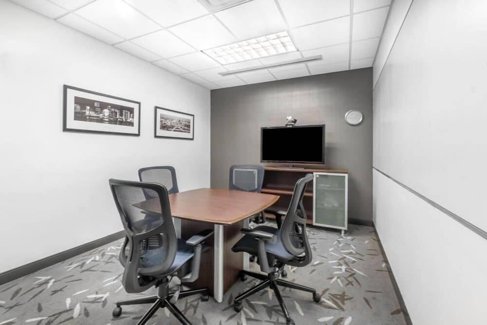 GA, Duluth - Johns Creek - Photo 3 GA, Duluth - Johns Creek office space - View 3 in Duluth - internet, office_cleaning, breakout_areas