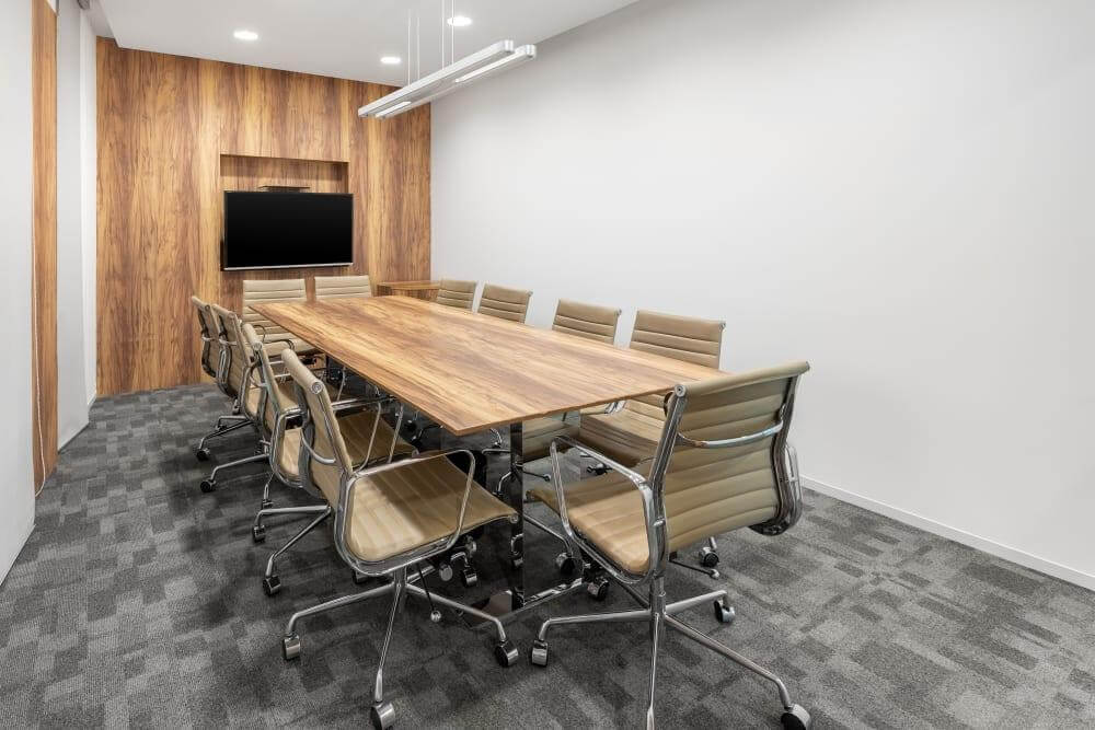 CHENGDU, China Resources Building office space - View 3 in Cheng Du Shi - internet, office_cleaning, breakout_areas