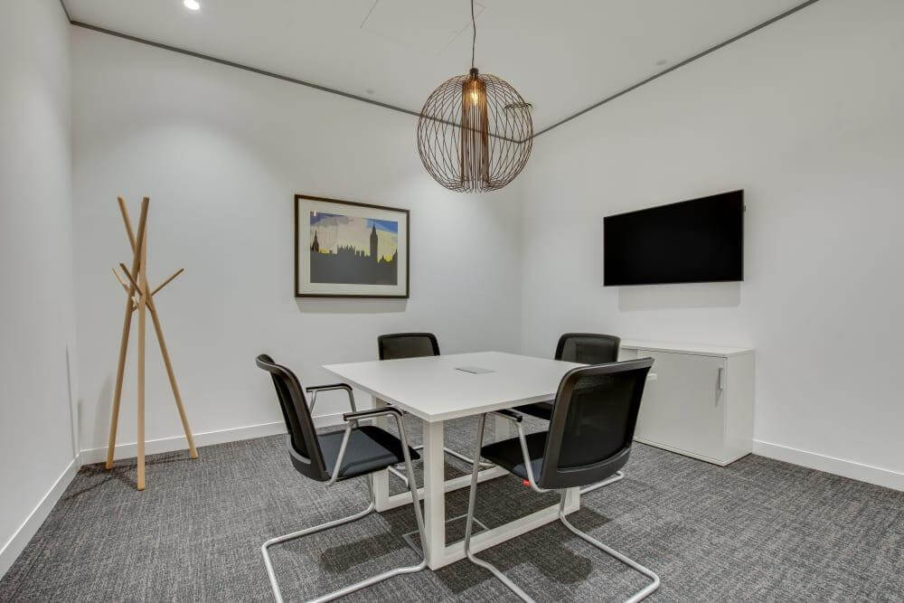 MANCHESTER, Trafford Park - Photo 3 MANCHESTER, Trafford Park office space - View 3 in Salford - internet, office_cleaning, breakout_areas