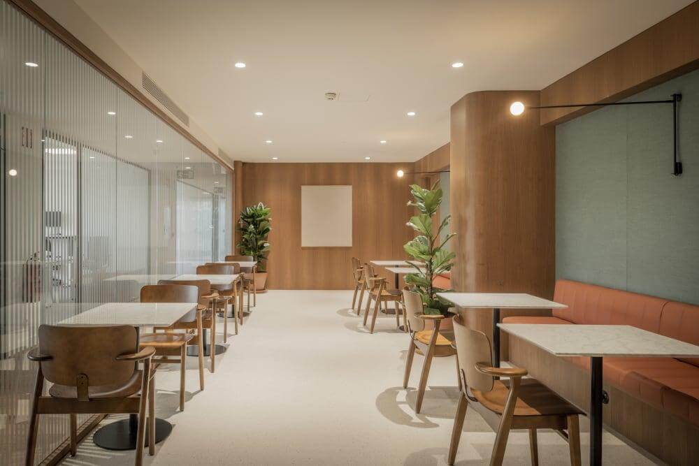 Madrid, Signature Velázquez office space - View 3 in Madrid - internet, office_cleaning, breakout_areas