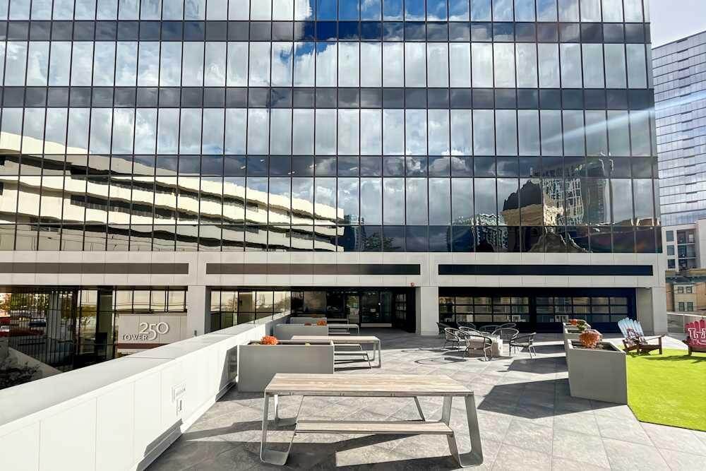 UT, Salt Lake City - 250 E 200 S office space - View 3 in Salt Lake City - internet, office_cleaning, breakout_areas