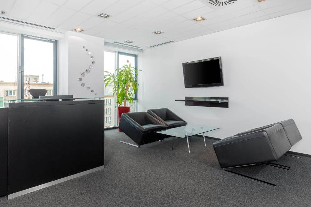 BUDAPEST, Ujbuda Allee Corner - Photo 5 BUDAPEST, Ujbuda Allee Corner office space - View 5 in Budapest - internet, office_cleaning, breakout_areas