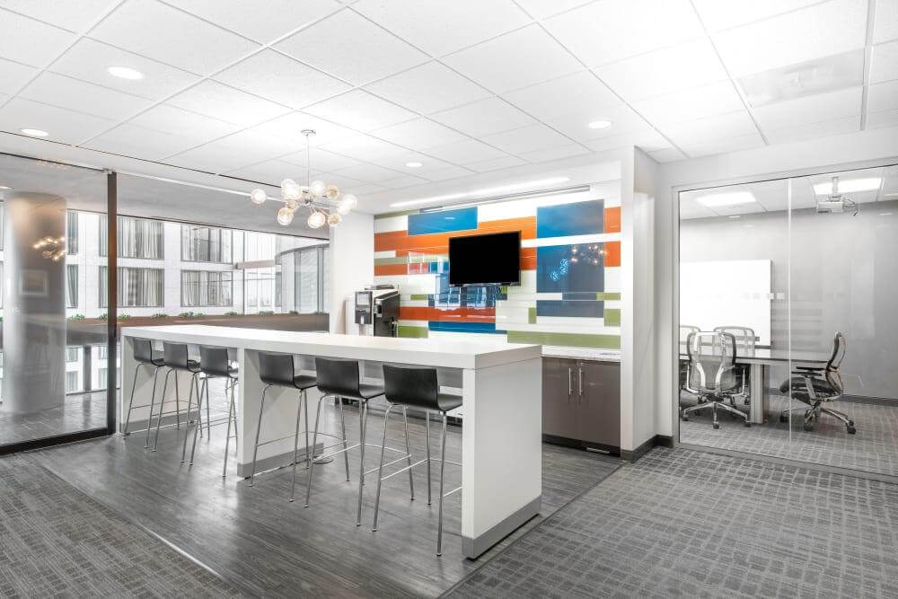 FL, Tampa - One Urban Centre at Westshore - Office space in Tampa, Florida