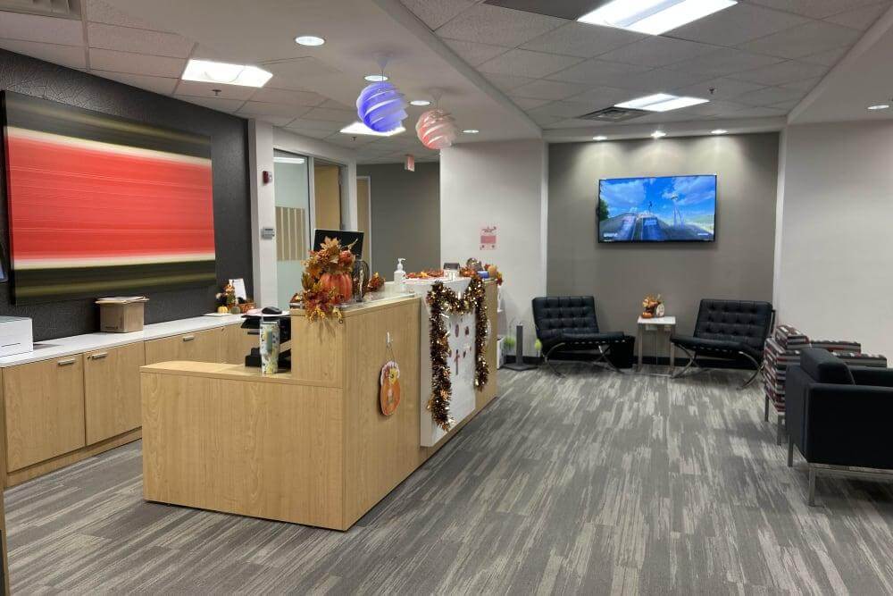 IN, Indianapolis - Parkwood Crossing Center office space - View 2 in Indianapolis - internet, office_cleaning, breakout_areas