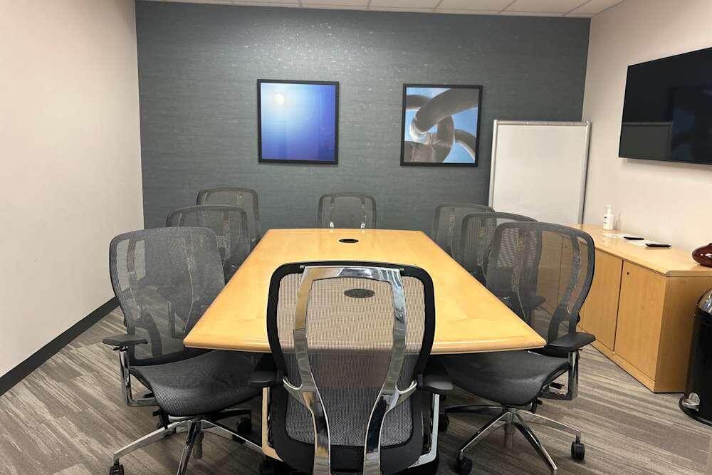 IN, Indianapolis - Parkwood Crossing Center office space - View 4 in Indianapolis - internet, office_cleaning, breakout_areas