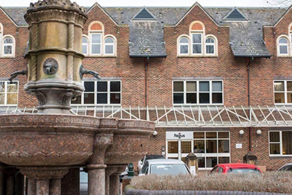 2 Fountain Court - Photo 6 2 Fountain Court office space - View 6 in St Albans - internet, office_cleaning, breakout_areas