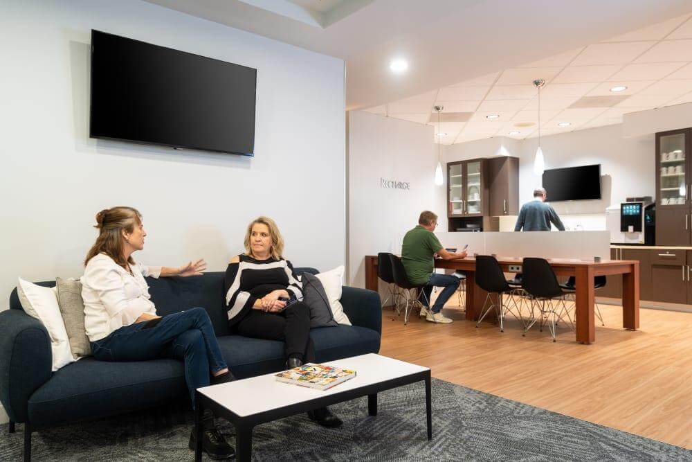 OR, Lake Oswego - Centerpointe office space - View 4 in Lake Oswego - internet, office_cleaning, breakout_areas