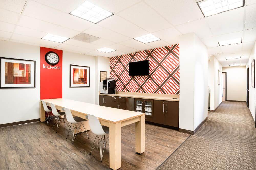 CA, Campbell - Pruneyard (HQ) office space - View 2 in Campbell - internet, office_cleaning, breakout_areas