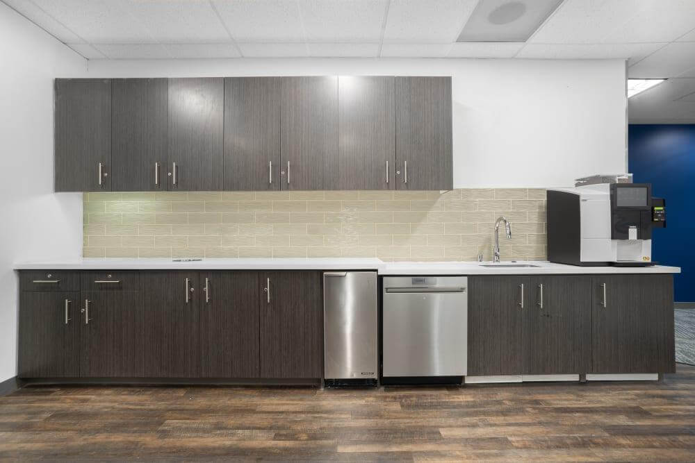 CA, Roseville - Douglas Blvd - Office space in Roseville, California