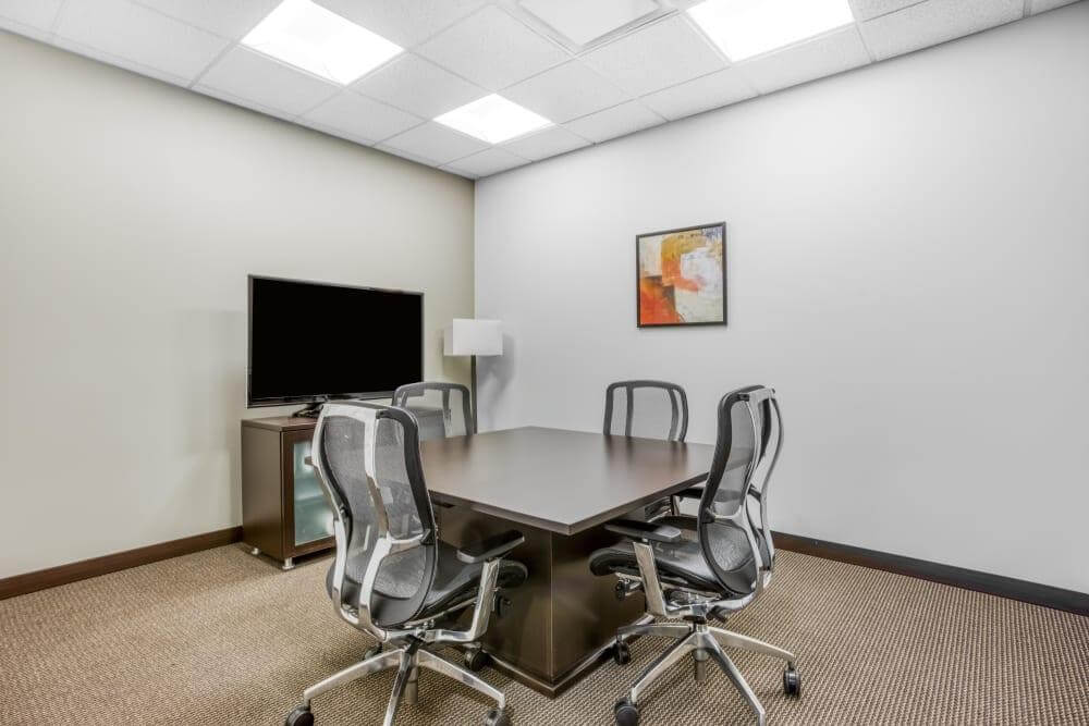 IL, Lisle - Central Park of Lisle - Office space in Naperville, Illinois