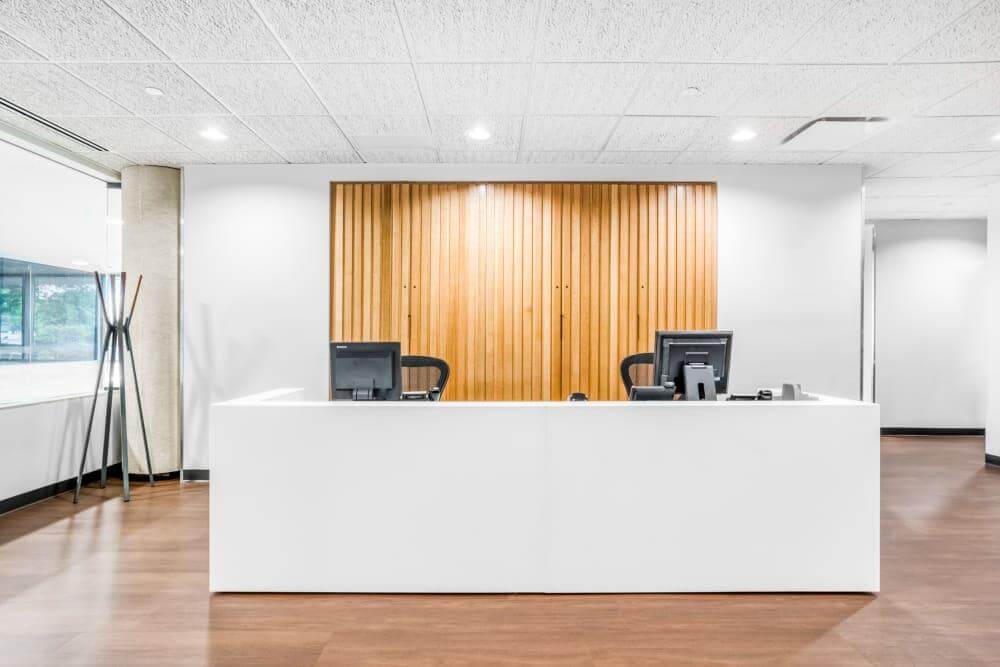 IL, Northbrook - One Northbrook Place (HQ) office space - View 6 in Northbrook - internet, office_cleaning, breakout_areas