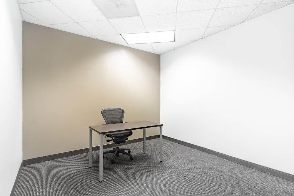 FL, Tampa - Rocky Point (HQ) office space - View 3 in Tampa - internet, office_cleaning, breakout_areas