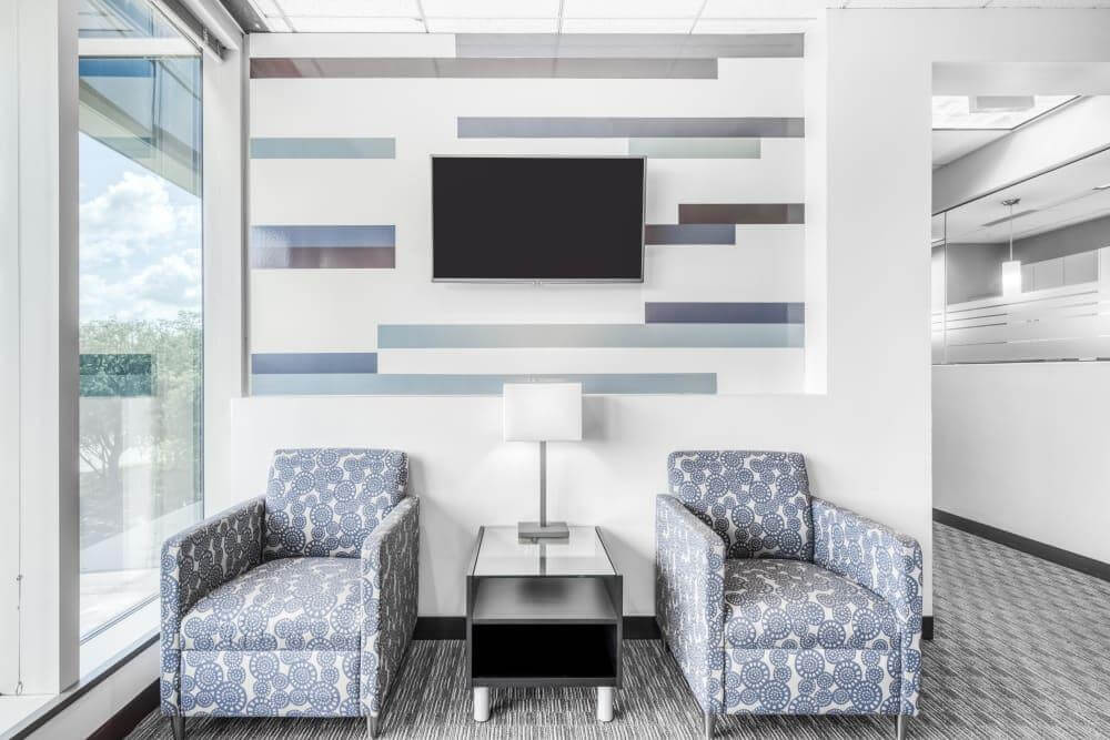 8875 Hidden River Parkway - Photo 2 8875 Hidden River Parkway office space - View 2 in Tampa - internet, office_cleaning, breakout_areas