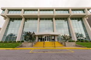 3200 West End Avenue