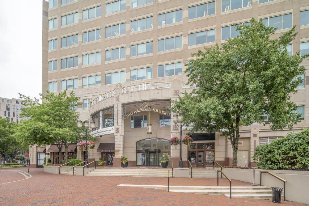VA, Reston - Reston Town Center I - Office space in Reston, Virginia