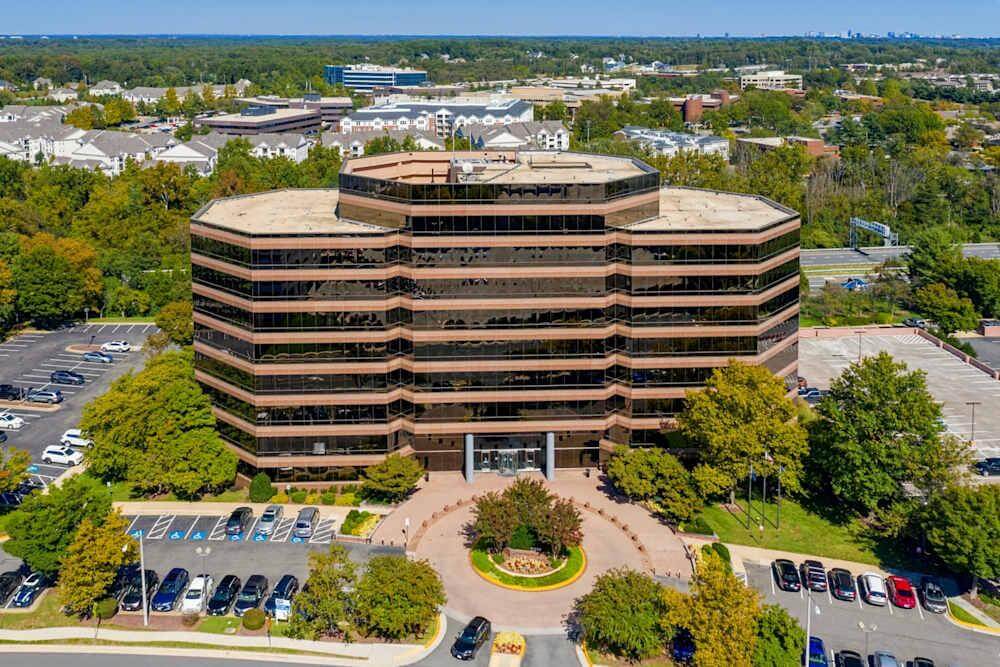 VA, Fairfax - Fair Oaks (HQ) office space - View 5 in Fairfax - internet, office_cleaning, breakout_areas