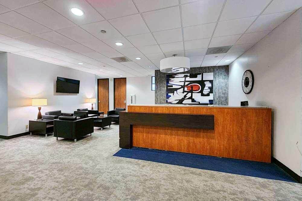 VA, Fairfax - Fair Oaks (HQ) office space - View 3 in Fairfax - internet, office_cleaning, breakout_areas