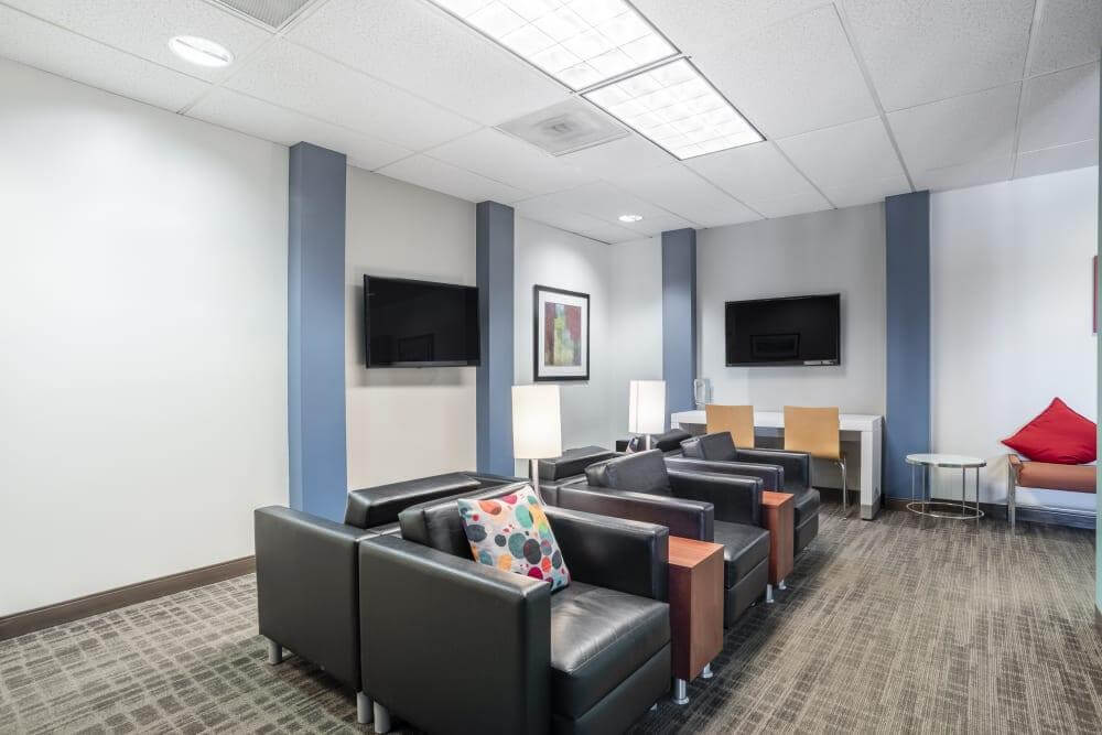 CO, Denver - DTC Corporate Center III office space - View 2 in Denver - internet, office_cleaning, breakout_areas