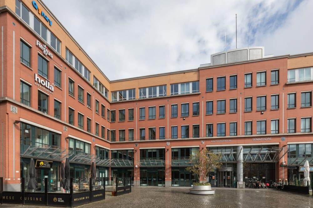 Den Bosch, Stationsplein - Office space in Utrecht, Utrecht