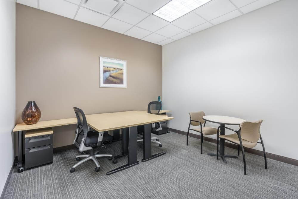 IL, St Charles - the Plaza - Photo 4 IL, St Charles - the Plaza office space - View 4 in St. Charles - internet, office_cleaning, breakout_areas