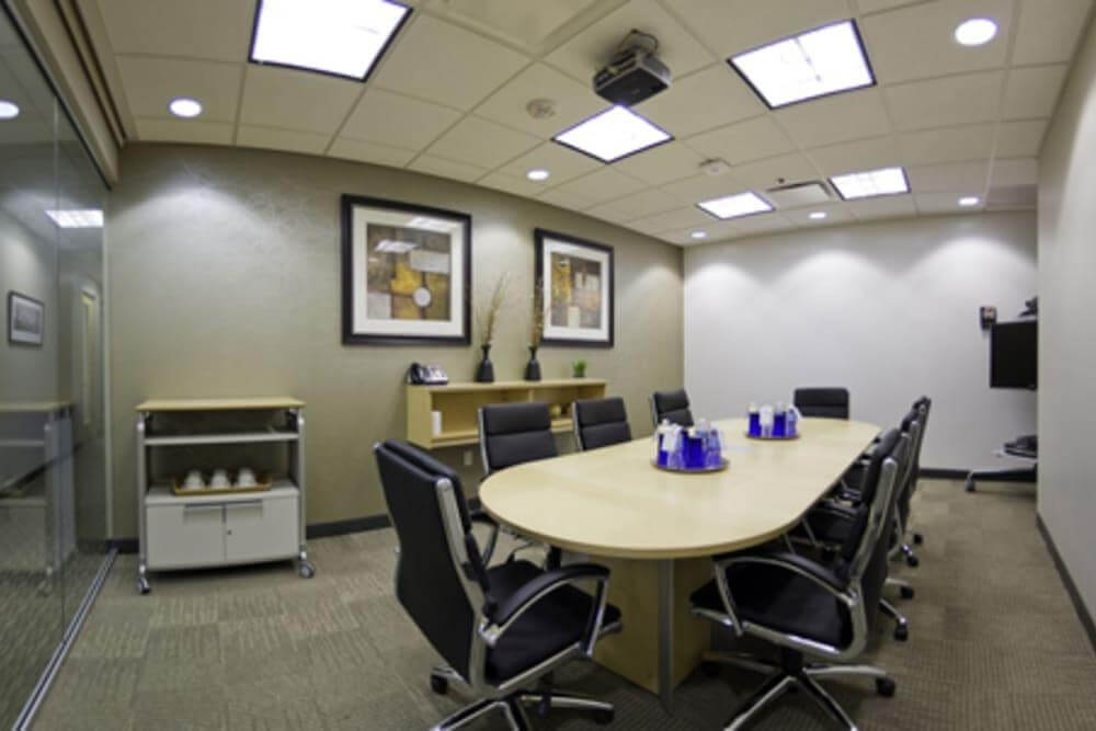 MO, Kansas City - Zona Rosa office space - View 2 in Kansas City - internet, office_cleaning, breakout_areas